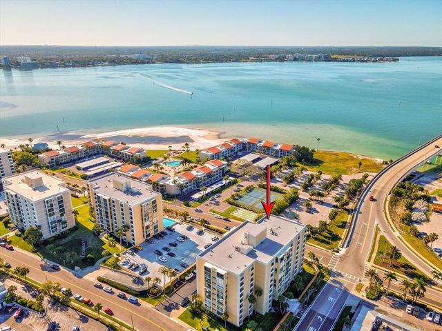 800 S  Gulfview Blvd #908, Clearwater, FL 33767