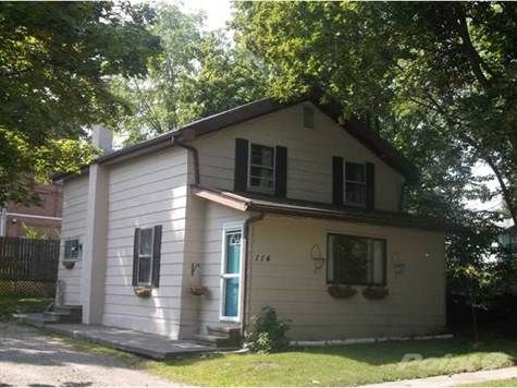114 E  Sycamore St, Mason, MI 48854
