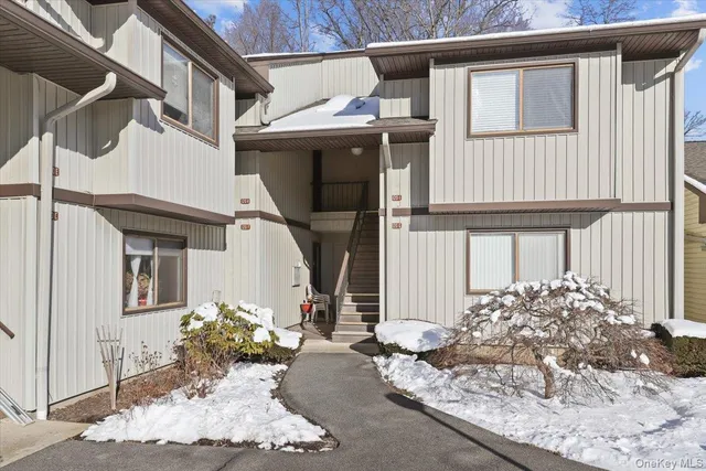 120H Columbia Court, Yorktown Heights, NY 10598