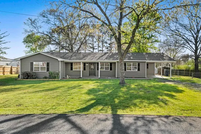 5 Kirby Rd, Greenbrier, AR 72058