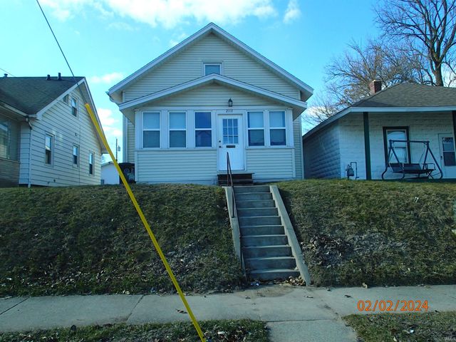 2113 Franklin St, South Bend, IN 46613