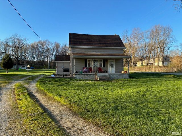 5421 N  Riverside Rd, Attica, IN 47918
