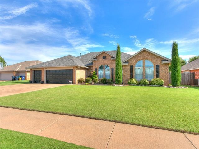 9025 SW 22nd Ter, Oklahoma City, OK 73128