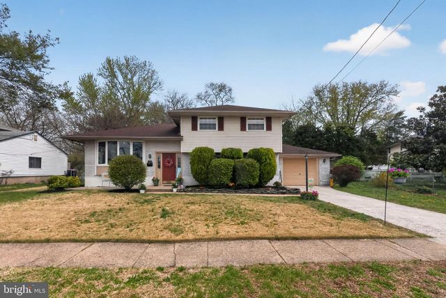 16 Albert Rd, Glendora, NJ 08029