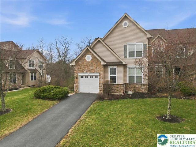 1761 Big Ridge Dr, East Stroudsburg, PA 18302