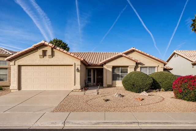 860 S  Pineview Dr, Chandler, AZ 85226