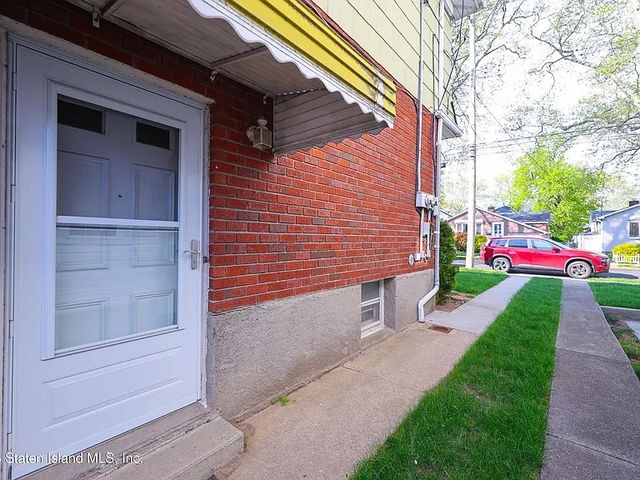 188 Jacques Ave #1F, Staten Island, NY 10306