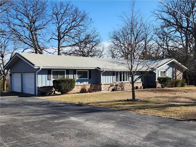 22455 County Road 203, Wheatland, MO 65779