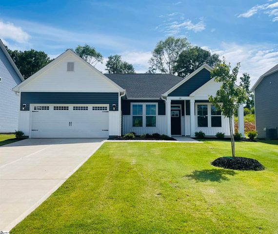 172 Hunter Ridge Dr #12, Boiling Springs, SC 29316