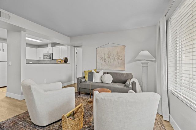 2550 Duportail St #E125, Richland, WA 99352