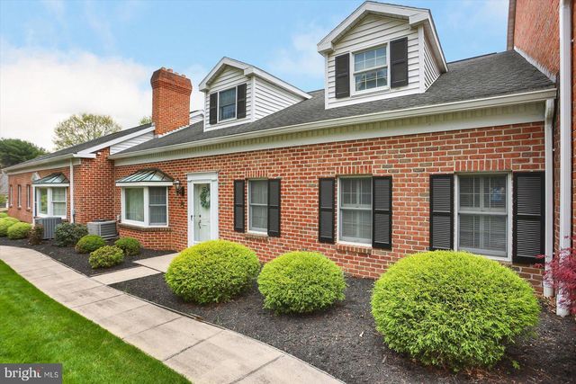 2034 Wyntre Brooke Dr S #2034, York, PA 17403