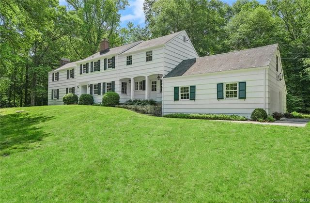 148 W  Hills Rd, New Canaan, CT 06840
