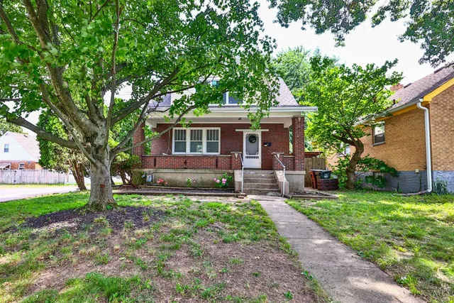 1541 McMakin St, Cincinnati, OH 45231