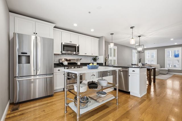 126 Elm St #2, Charlestown, MA 02129