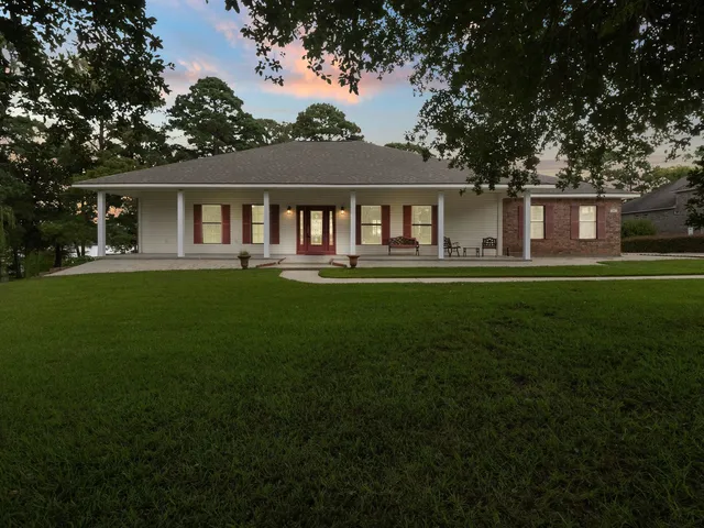80 Northstar Ln, Many, LA 71449