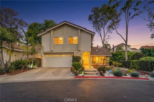 2709 Baycrest Pl, Fullerton, CA 92833