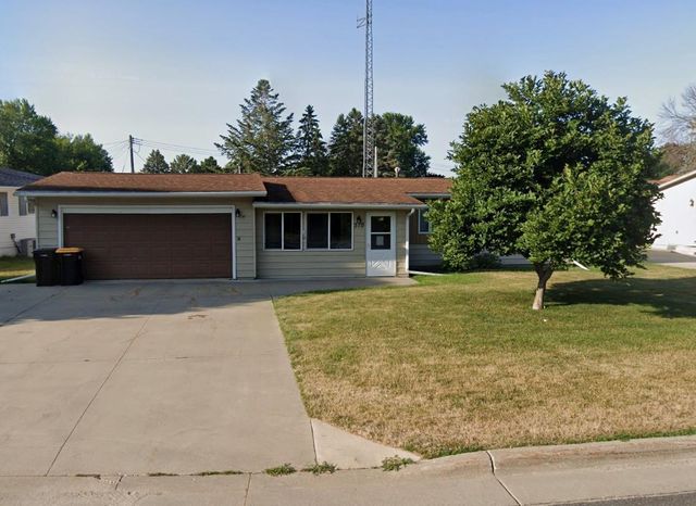 310 2nd St NW, Byron, MN 55920