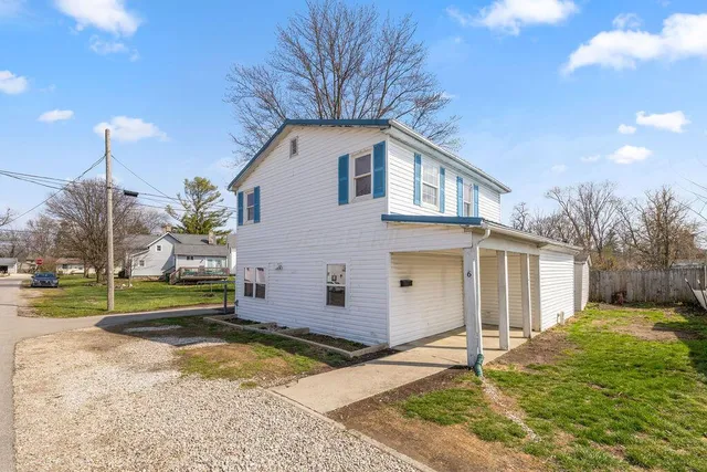6 Wade St, Delaware, OH 43015