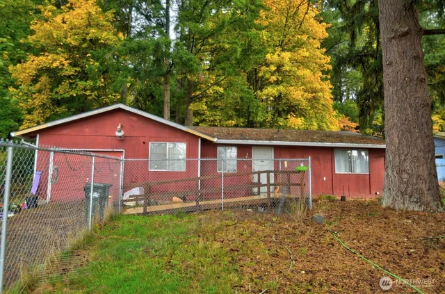 7640 Mesplay Avenue SE, Olympia, WA 98503
