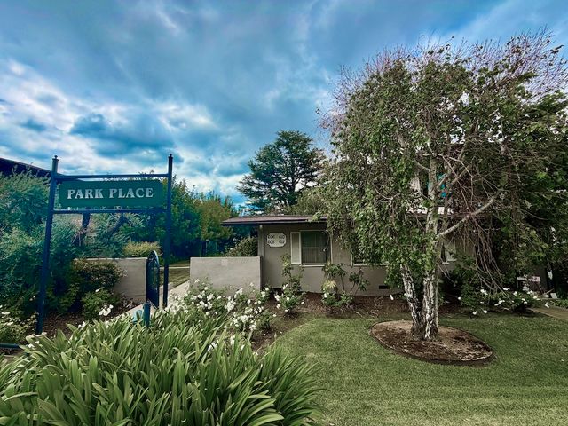 616 W  Foothill Blvd #B, Monrovia, CA 91016