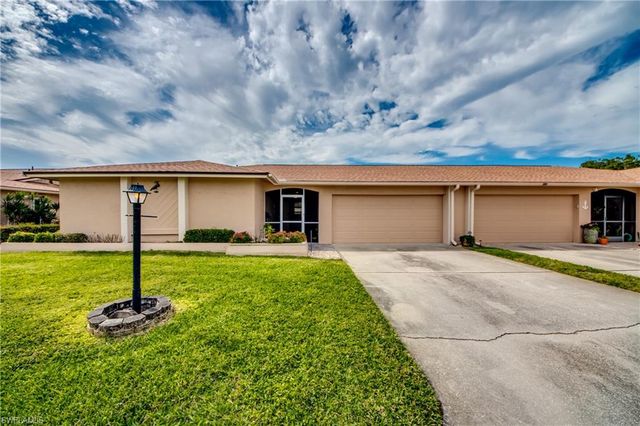 5585 Buring Ct, Fort Myers, FL 33919