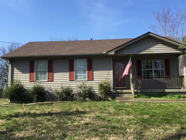 2420 Old Greenbrier Pike, Greenbrier, TN 37073