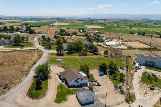 4149 Overview Dr, Melba, ID 83641