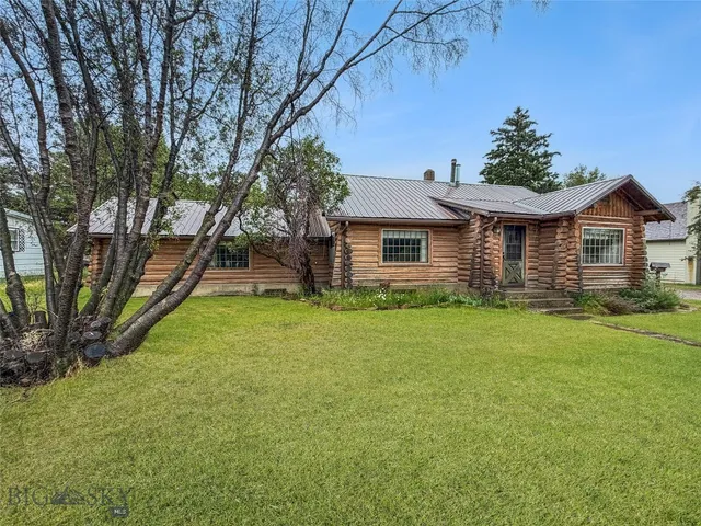 114 E  Armitage St, Ennis, MT 59729