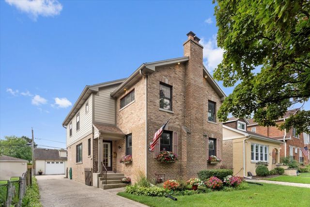 7315 W  Lunt Ave, Chicago, IL 60631