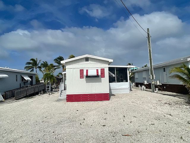 27745 Sea Whip St, Little Torch Key, FL 33042