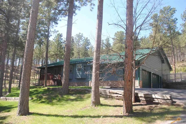 8905 Woodland Dr, Black Hawk, SD 57718
