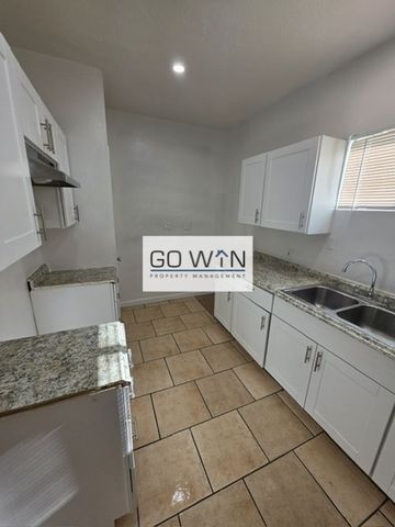 1832 E  Harvard St #A, Phoenix, AZ 85006