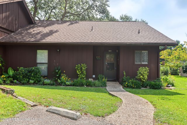 5510 E  Golf Club Dr #122E, Diamondhead, MS 39525
