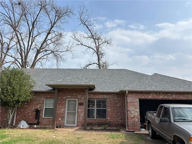 6141 Rachelle Dr, Alexandria, LA 71303