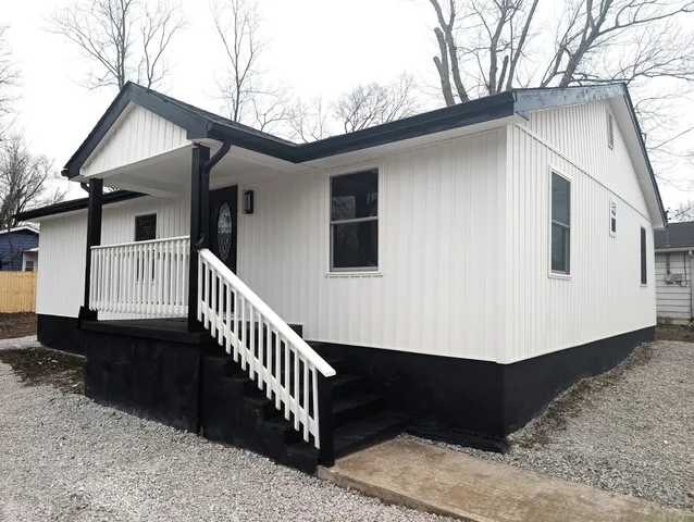 310 Curtis St, Paris, KY 40361