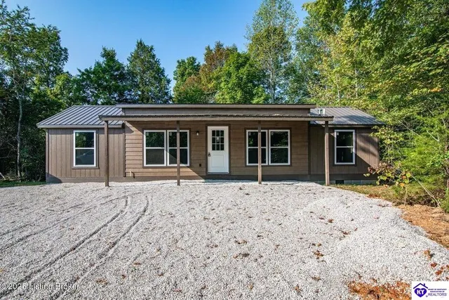 133 Tanyard Hollow Rd, Munfordville, KY 42765