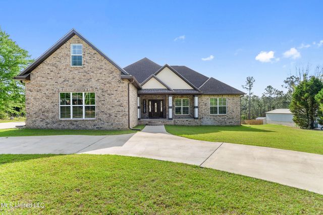 18370 Deer Dr, Saucier, MS 39574