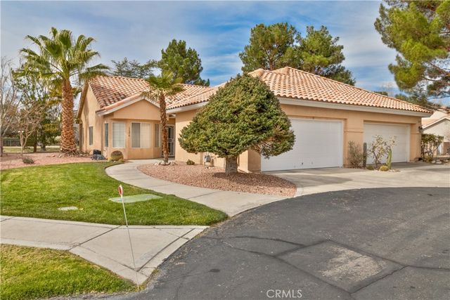 11374 Sawgrass Bend Ave, Apple Valley, CA 92308