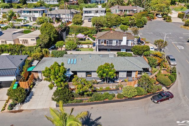 290 Ledroit St, Laguna Beach, CA 92651