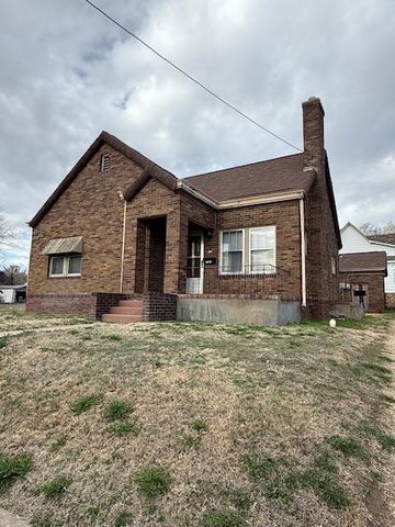 701 Santa Fe St, Larned, KS 67550