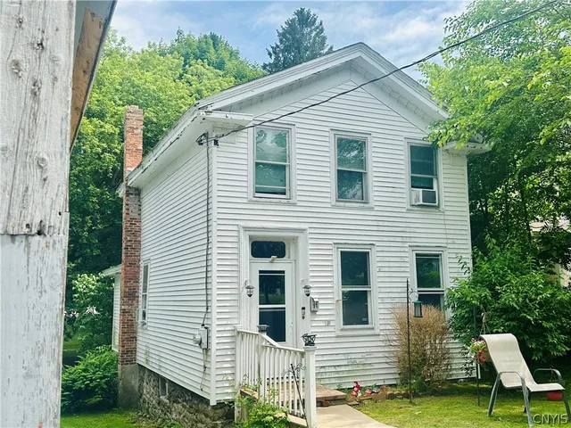 11 Murray St, Oswego, NY 13126
