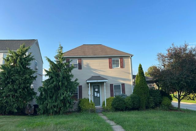 621 Thompson Ave, Clairton, PA 15025