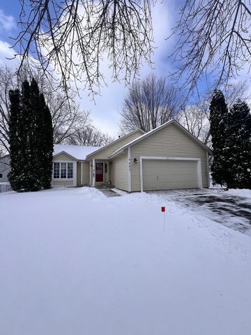 9603 82nd St S, Cottage Grove, MN 55016