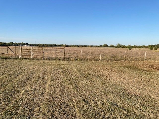 616 County Road 4505, Whitewright, TX 75491