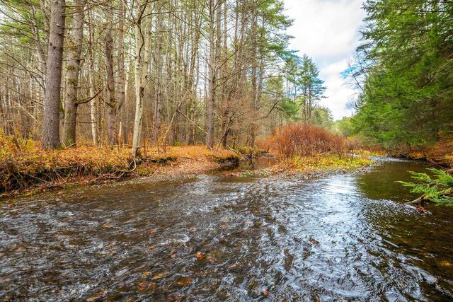 40 E  Putney Brook Rd, Putney, VT 05346