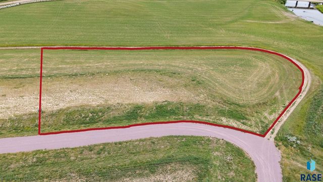 3 Arthur Ln, Brandon, SD 57005