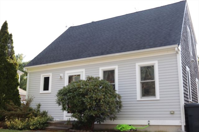 13 Nickerson St, Plymouth, MA 02360