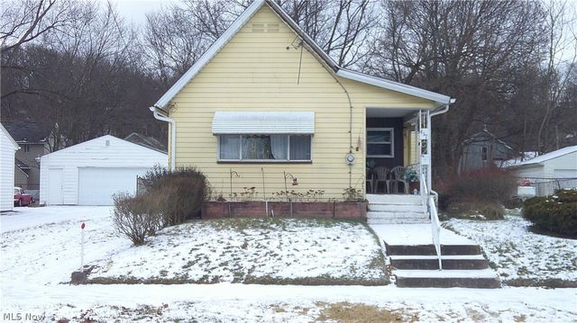 457 Spaulding St, Akron, OH 44310