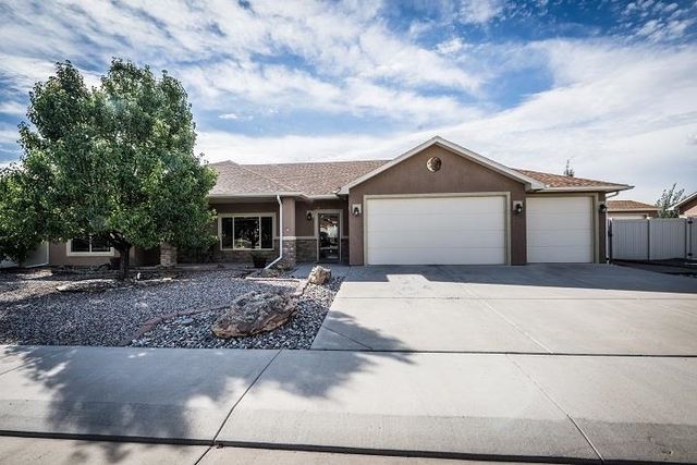 2931 Brook View Ln, Grand Junction, CO 81503
