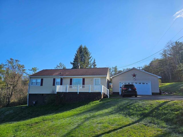 3785 W  Hill Rd, Painted Post, NY 14870